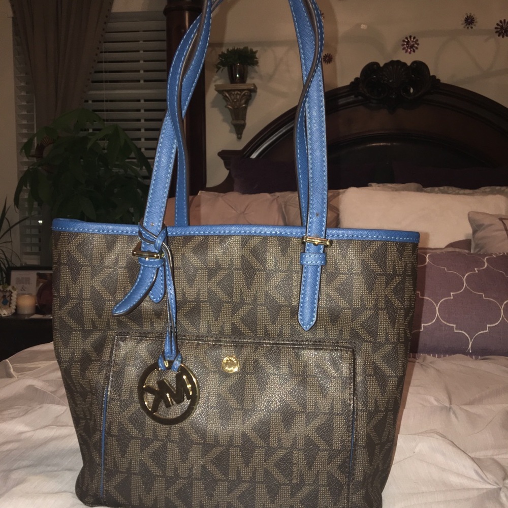 Handbag